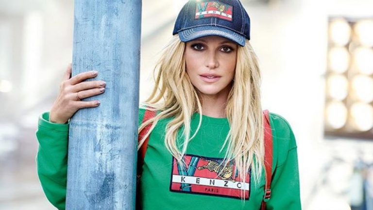 Britney Spears habillée par Kenzo