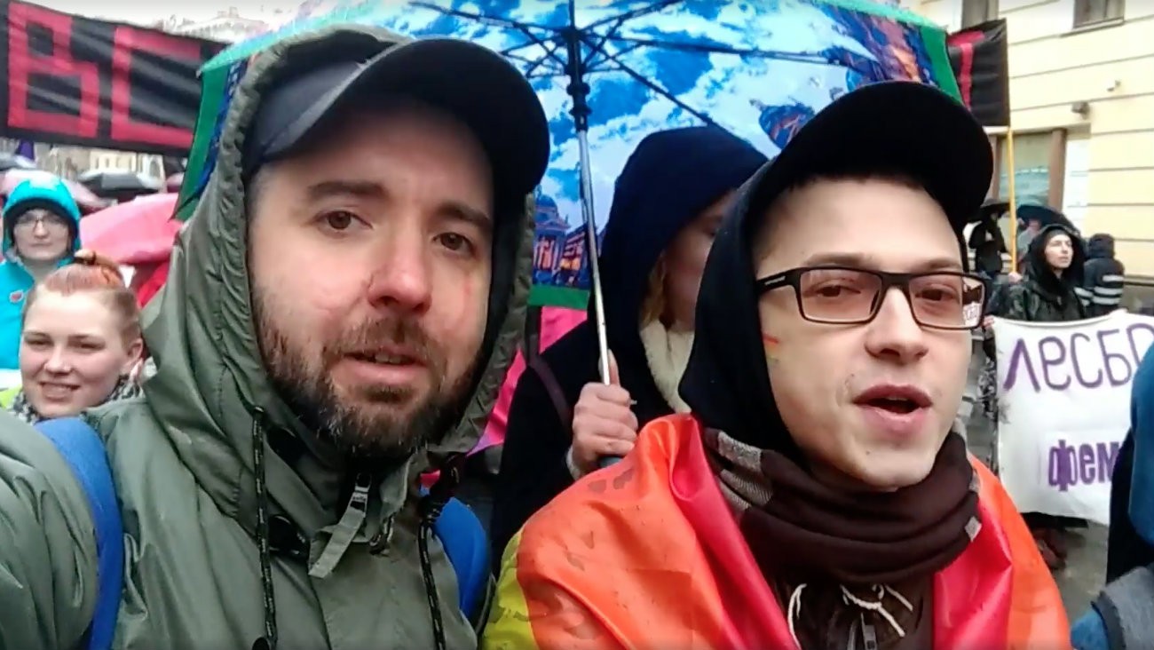 Manifestation du 1er mai en Russie : les LGBT+ sortent les drapeaux arc-en-ciel