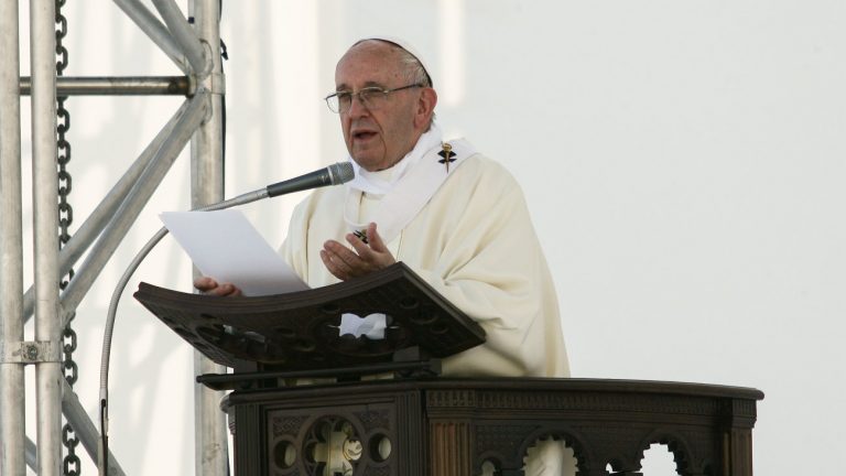 Le Pape François en mai 2017 à Gênes - Foto di stock / Shutterstock.com