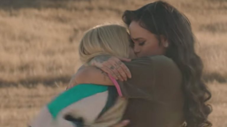 Hayley Kiyoko et Kehlani réunies dans « What I Need », nouveau clip signé Hayley Kioko - Capture d'écran YouTube