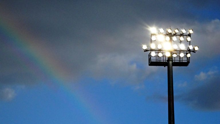 Coupe du Monde de Football 2018 en Russie : le privilège des fans LGBT+ étranger.e.s