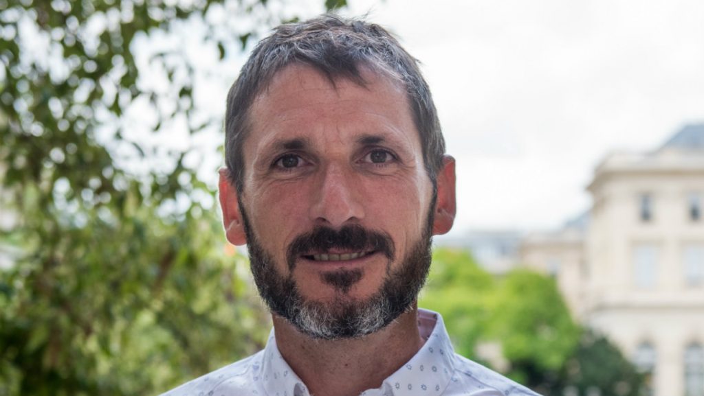 Matthieu Orphelin (EELV-PS) dénonce des propos « homophobes » de militants de la liste LR