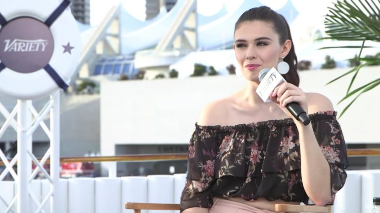 nicole maines supergirl trans