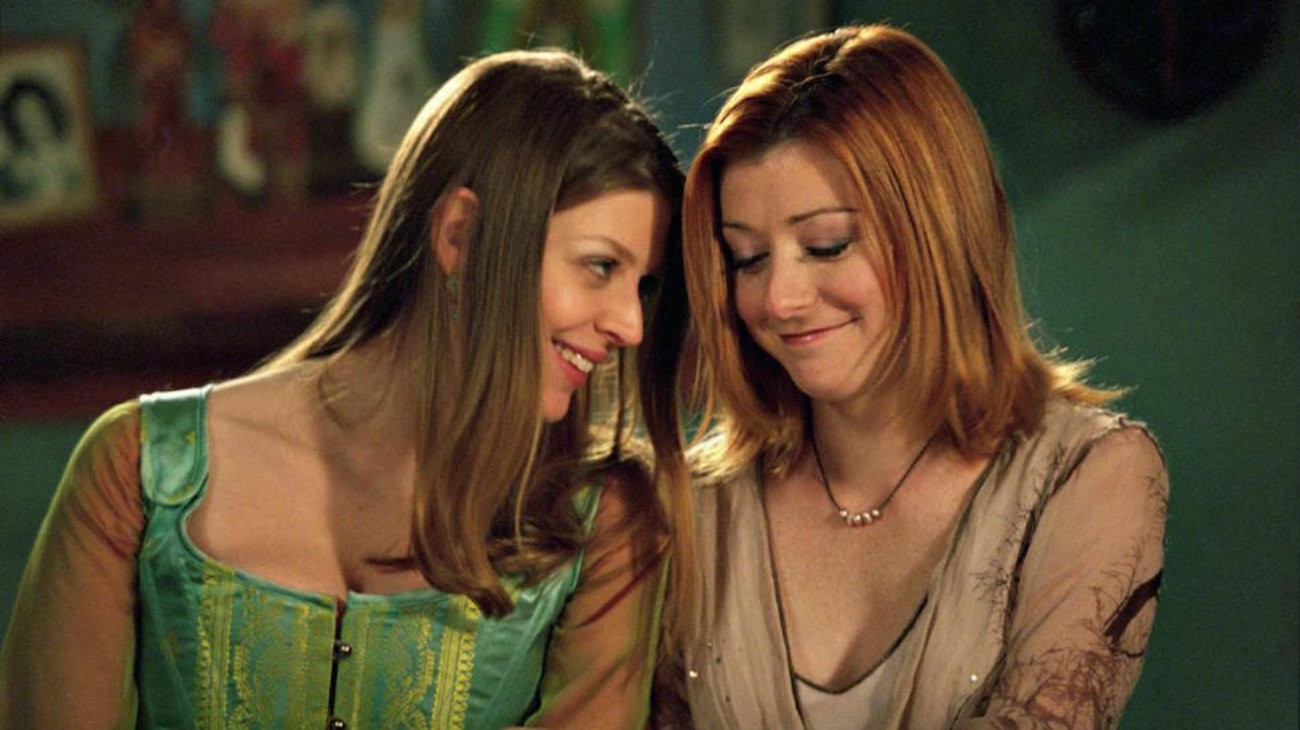 Tara et Willow dans Buffy contre les vampires