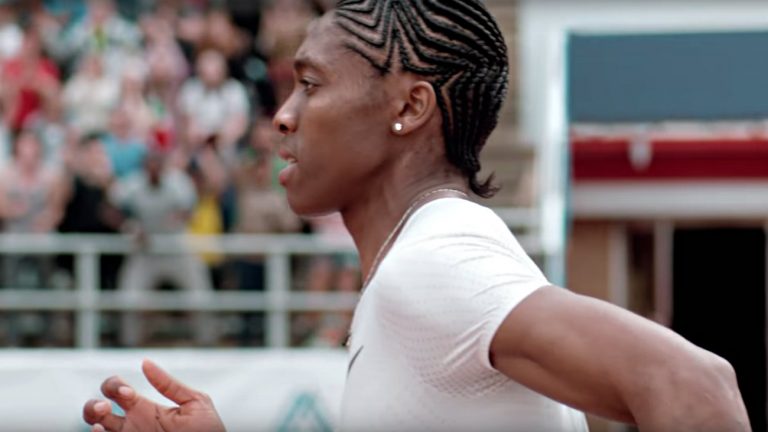 La sportive Caster Semenya, noire, lesbienne et intersexe, star d'un nouveau clip publicitaire pour Nike