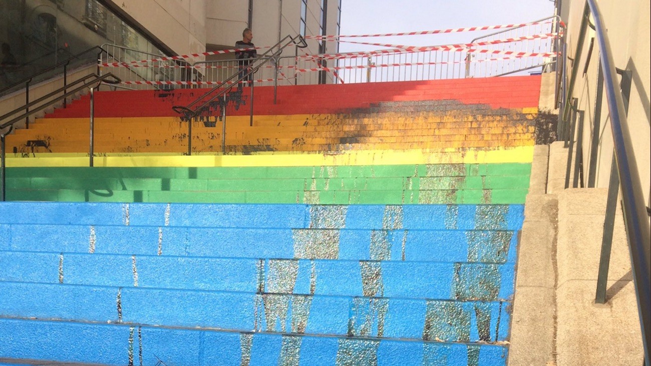 marches des fiertés Nantes maculées