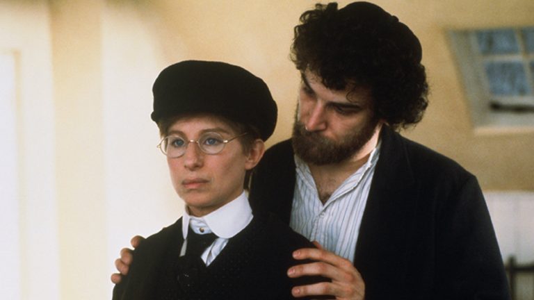 Barbra Streisand et Mandy Patinkin dans « Yentl » -