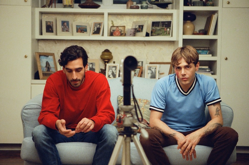 Gabriel D'Almeida Freitas et Xavier Dolan dans « Matthias et Maxime », écrit, produit, réalisé et monté par Xavier Dolan