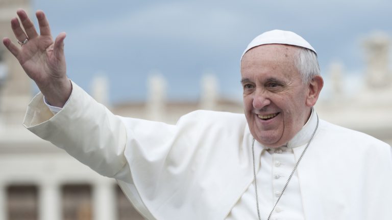 Le pape François dénonce les discours de haine envers les homosexuels
