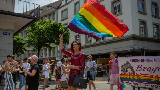 Les Suisses approuvent par référendum une loi anti-homophobie