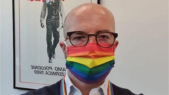 L’ambassadeur du Royaume-Uni en Pologne proteste à sa façon contre les « Zones sans LGBT+ »
