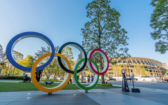 Le Comité olympique repousse encore la publication des règles pour les sportif·ves trans