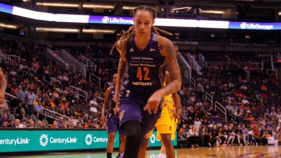 La championne olympique de basket lesbienne Brittney Griner toujours détenue en Russie