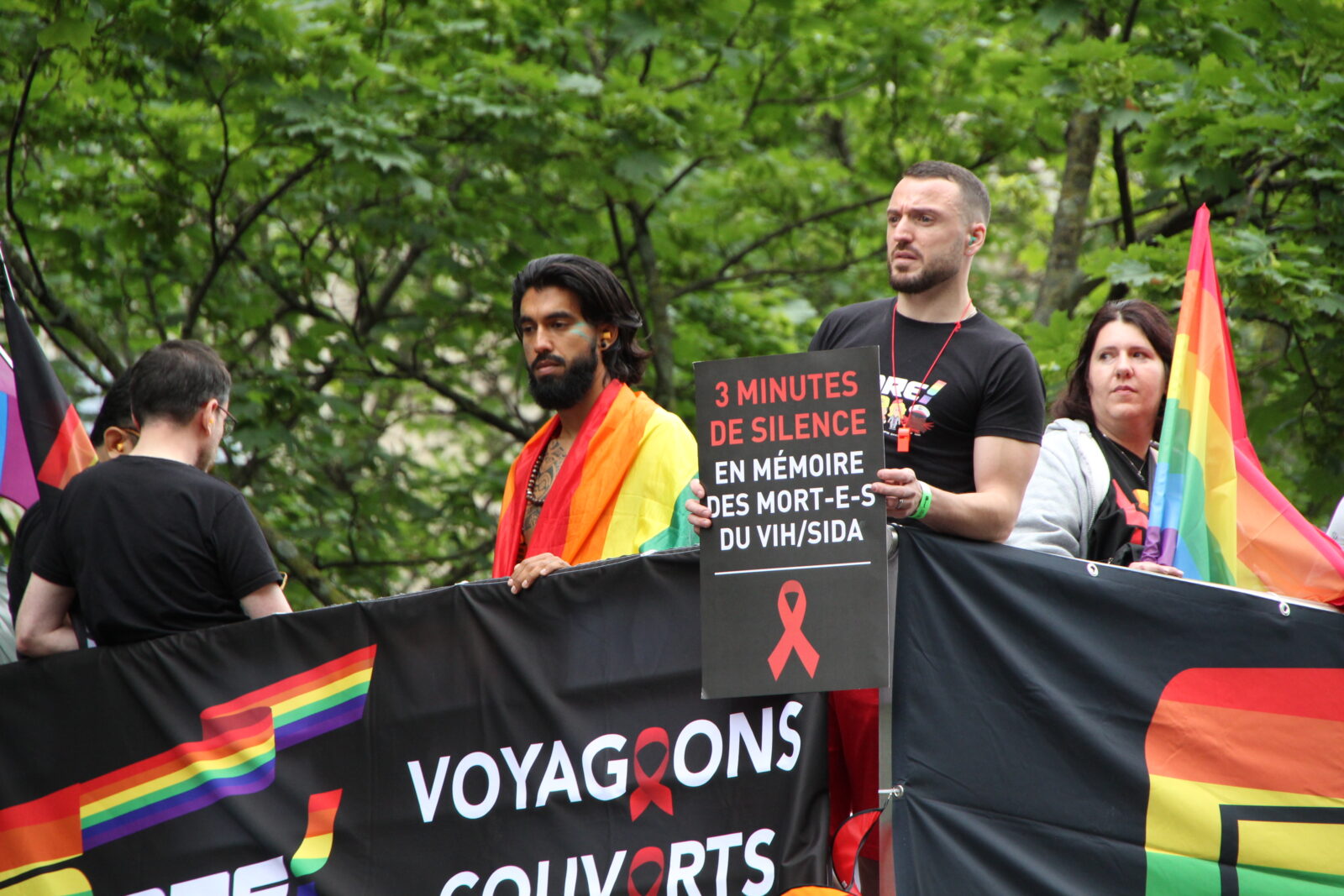 3 minutes de silence en mémoire aux morts du VIH/sida - Antonio Pais