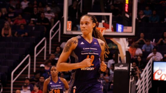 La star du basket Brittney Griner de retour au Phoenix Mercury