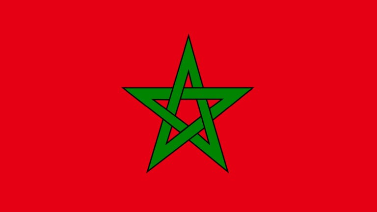 Drapeau du Maroc - charnsitr / Shutterstock