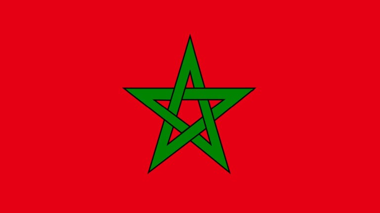 Drapeau du Maroc - charnsitr / Shutterstock