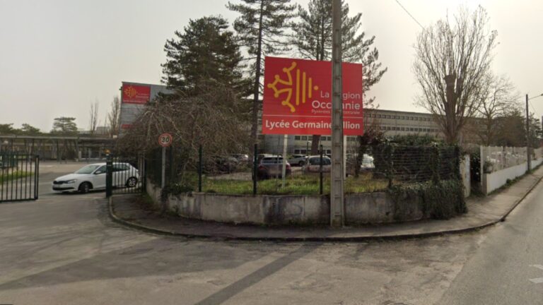 Vue du lycée Germaine Tillon à Castelnaudary - Street View