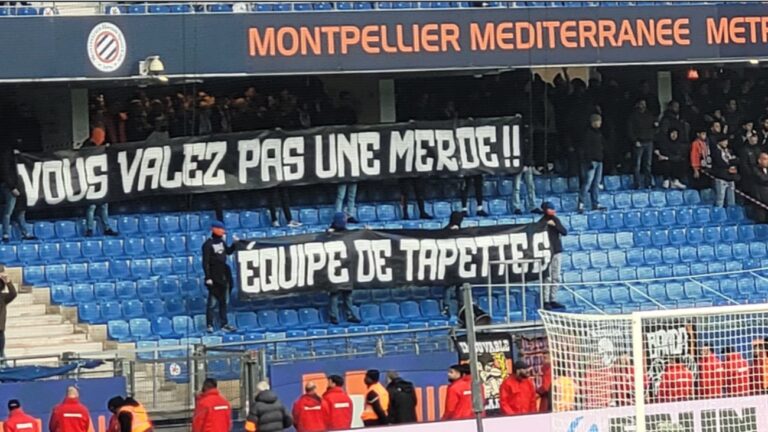 Une des banderoles déployées au stade dimanche 15 janvier 2023