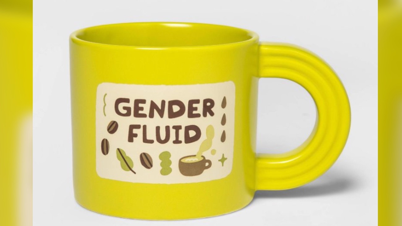 Un des objets retirés par Target, un mug « Gender Fluid »