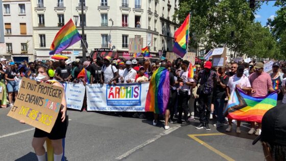 Marche des fiertés LGBTQIA+ 2023 à Paris : (presque) sans chars mais avec beaucoup d’énergie