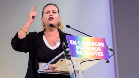 Mathilde Panot (LFI) reconnaît un “mot homophobe” attribué à la députée Chikirou